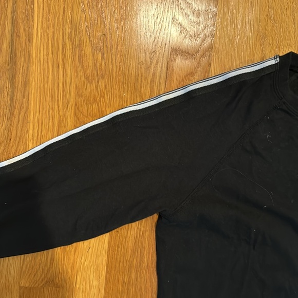 Black Long-Sleeve Shirt - Picture 4 of 4